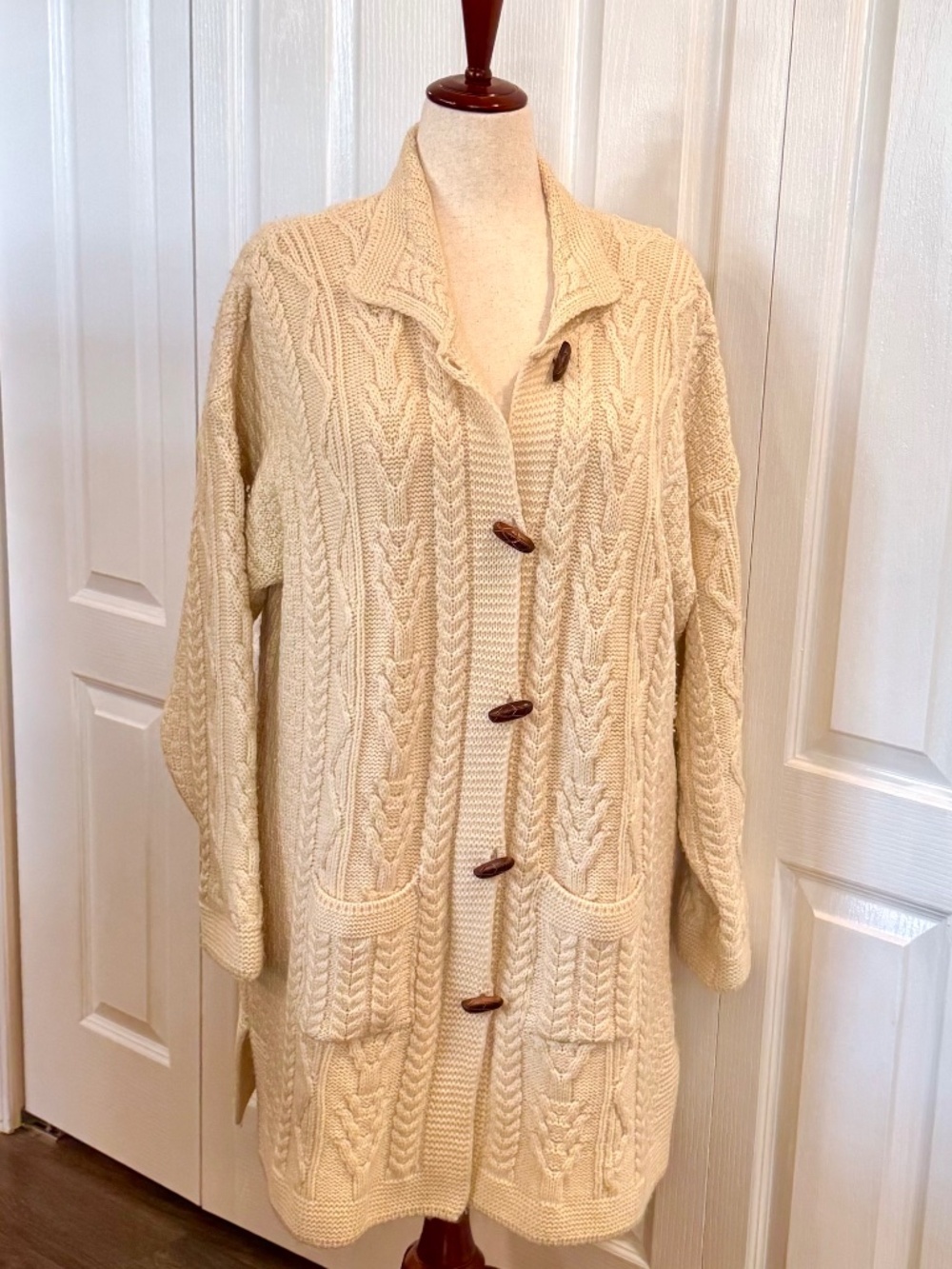 Vintage Aran Crafts Ireland Merino Wool Chunky Cable Knit Sweater-Coat Size Lg